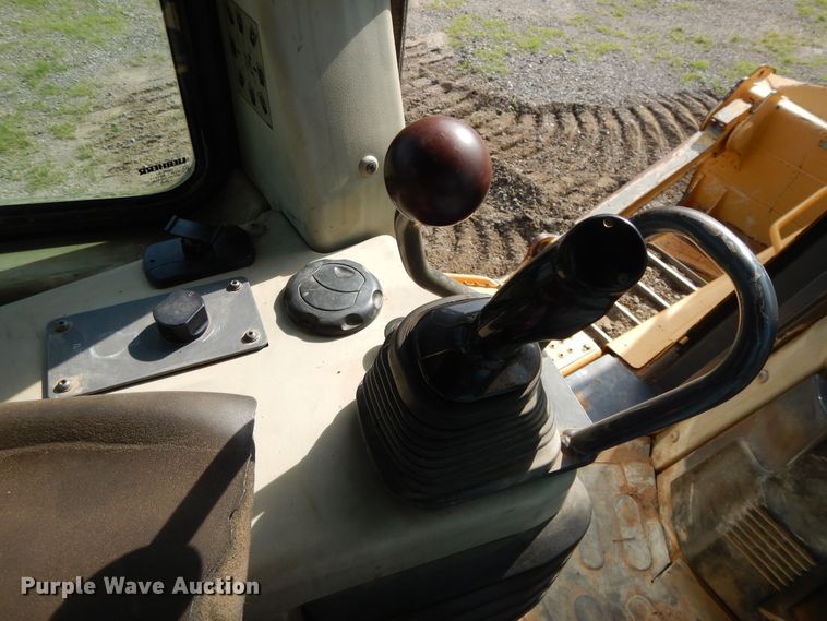 image for item DI0417 2007 John Deere 950J  dozer