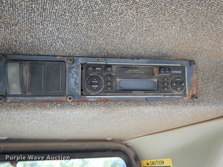 image for item DI0417 2007 John Deere 950J  dozer