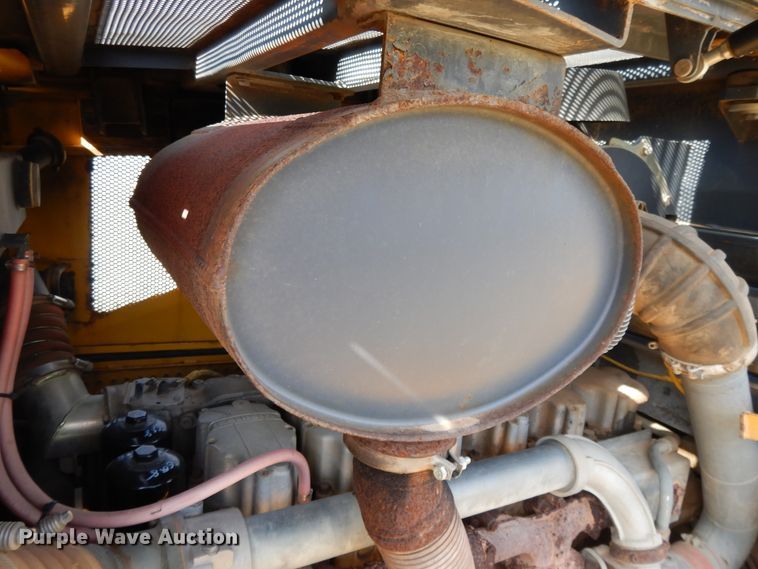 image for item DI0417 2007 John Deere 950J  dozer