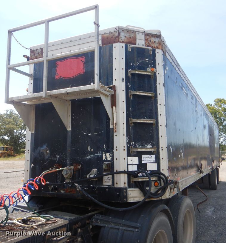 image for item DI0418 1993 Wilkins walking floor trailer