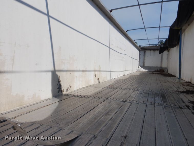 image for item DI0418 1993 Wilkins walking floor trailer