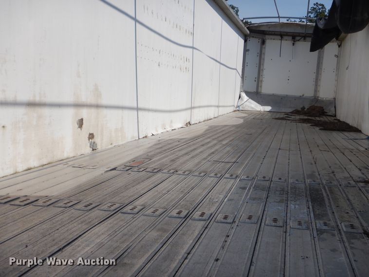 image for item DI0418 1993 Wilkins walking floor trailer