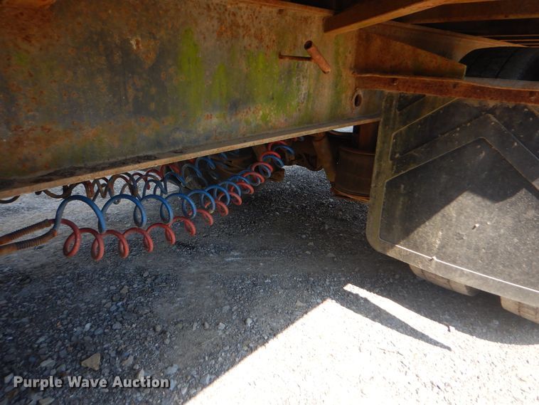 image for item DI0418 1993 Wilkins walking floor trailer