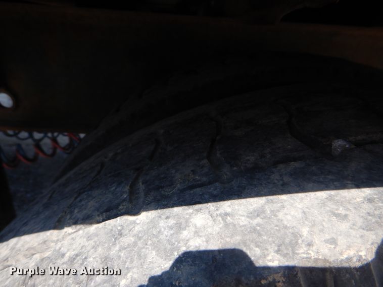 image for item DI0418 1993 Wilkins walking floor trailer