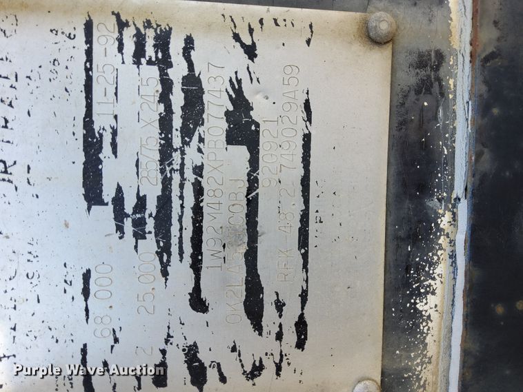 image for item DI0418 1993 Wilkins walking floor trailer