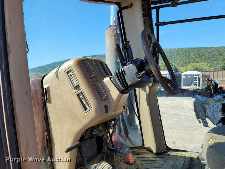 image for item DI0420 Case IH STX425 4WD tractor