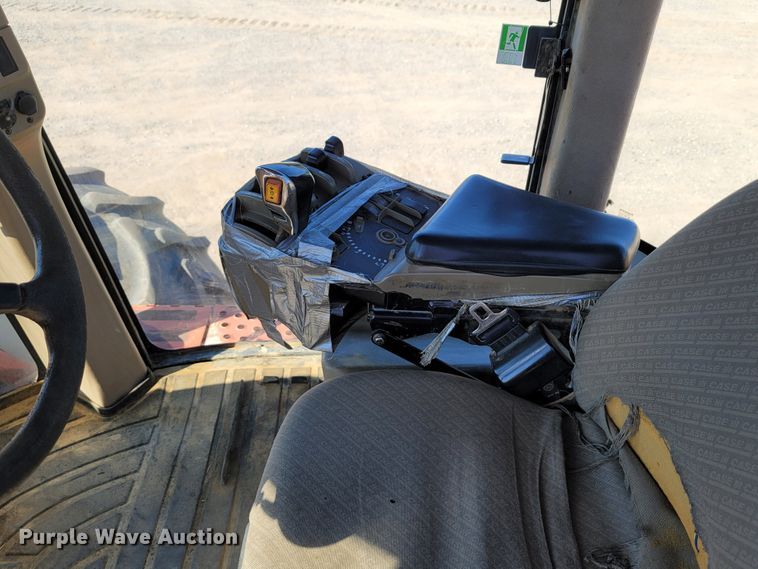 image for item DI0420 Case IH STX425 4WD tractor