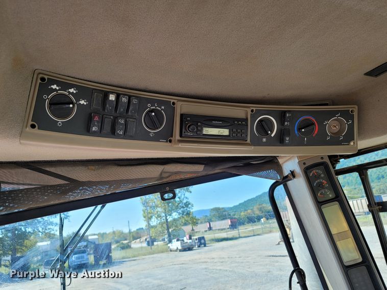 image for item DI0420 Case IH STX425 4WD tractor