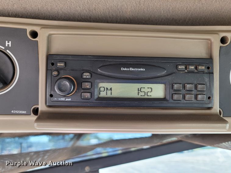 image for item DI0420 Case IH STX425 4WD tractor