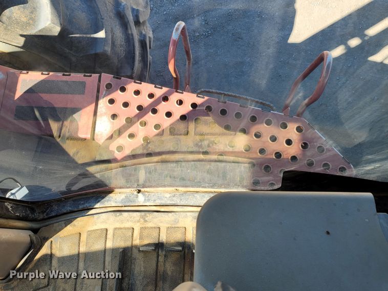 image for item DI0420 Case IH STX425 4WD tractor