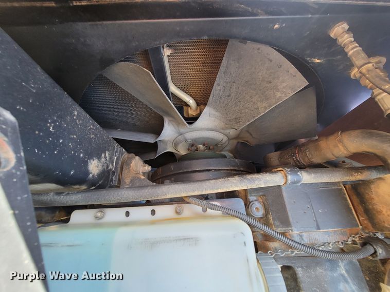 image for item DI0420 Case IH STX425 4WD tractor