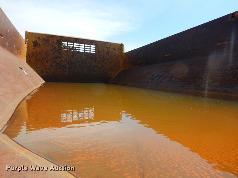 image for item DI0421 Holmes 30T barrel dump trailer