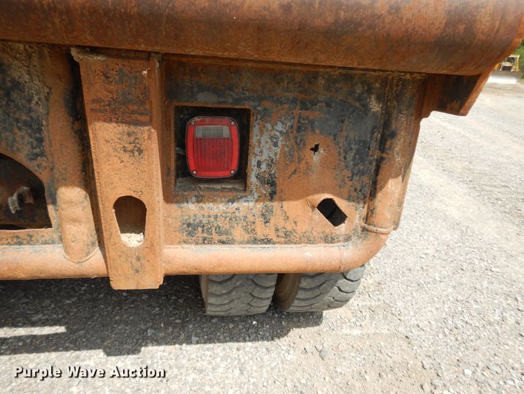 image for item DI0423 2002 Mack CV713  winch truck