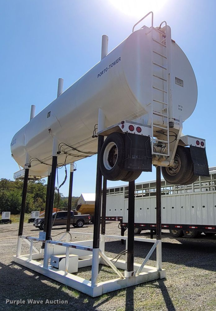 image for item DI0424 2008 Klein KPT-120  portable water tower