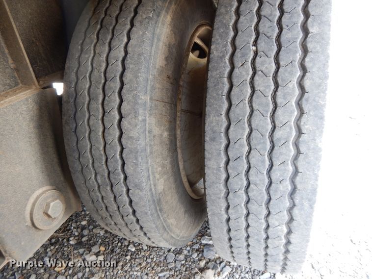 image for item DI0425 2015 Neville Built livestock trailer