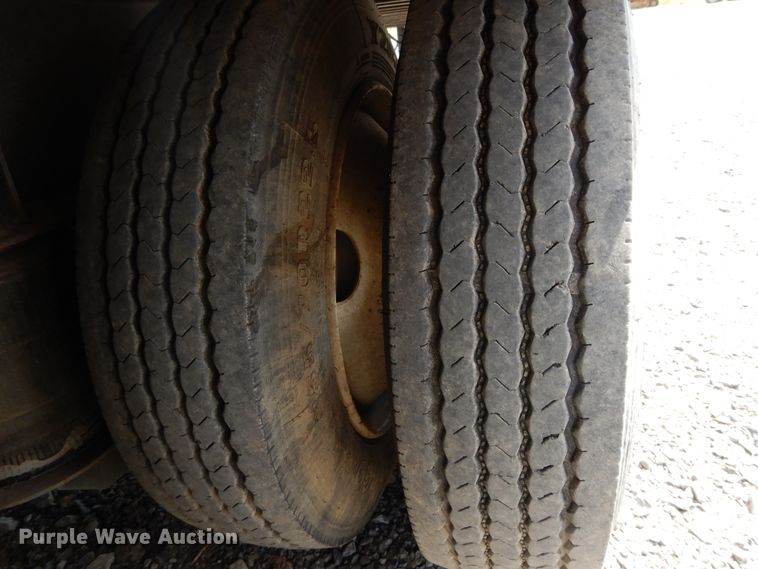 image for item DI0425 2015 Neville Built livestock trailer