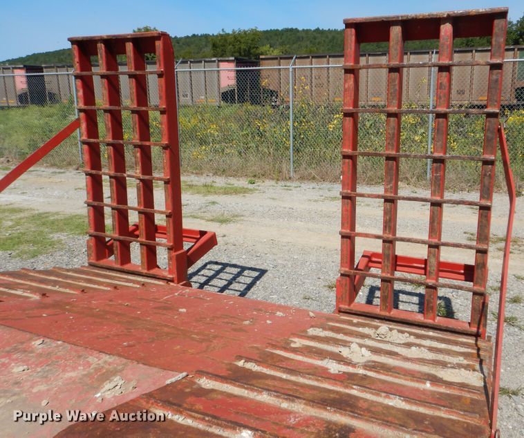 image for item DI0426 2016 Nuttall 350LB equipment trailer