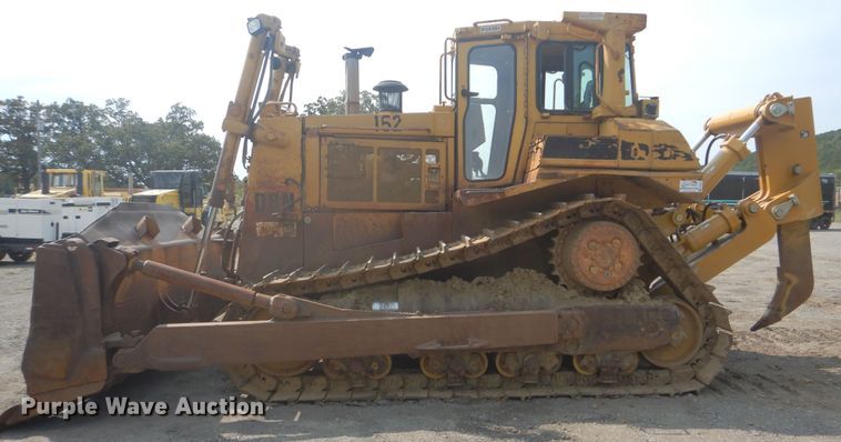 image for item DI0427 1987 Caterpillar D8N  dozer