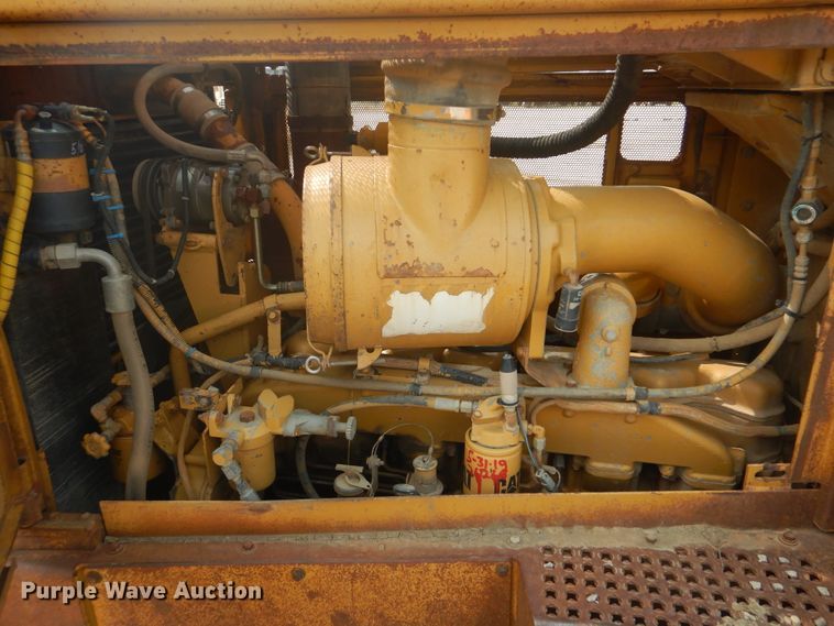 image for item DI0427 1987 Caterpillar D8N  dozer