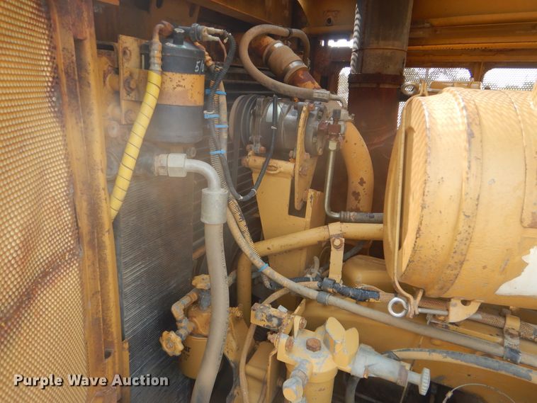 image for item DI0427 1987 Caterpillar D8N  dozer