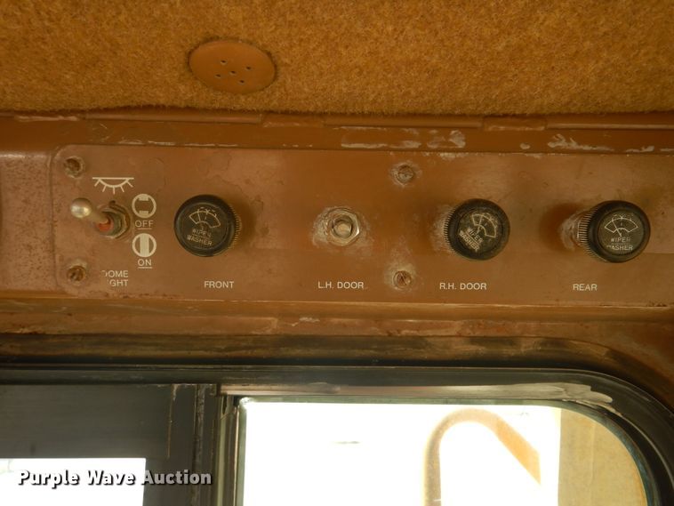 image for item DI0427 1987 Caterpillar D8N  dozer