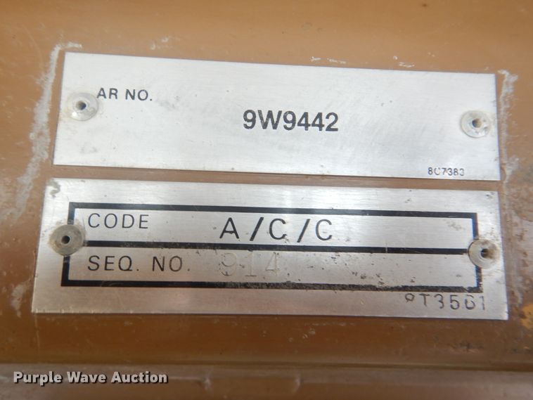 image for item DI0427 1987 Caterpillar D8N  dozer