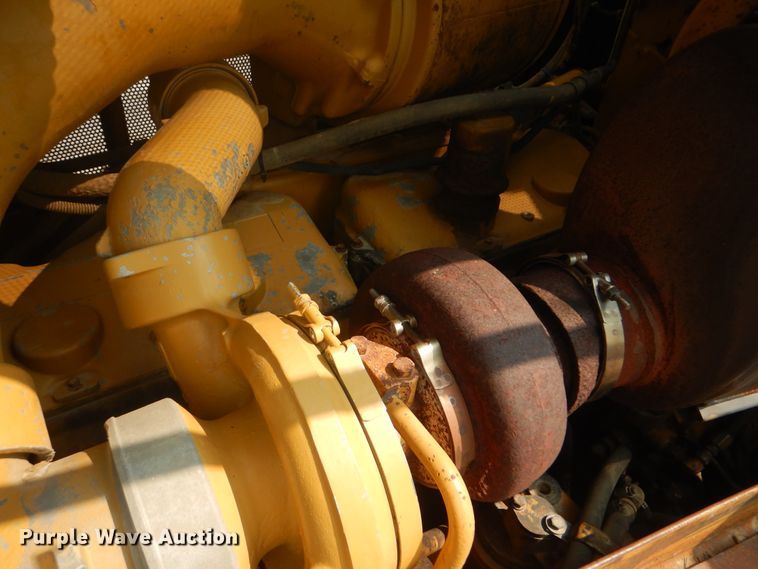 image for item DI0427 1987 Caterpillar D8N  dozer