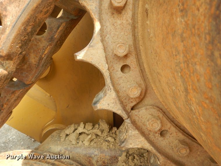 image for item DI0427 1987 Caterpillar D8N  dozer