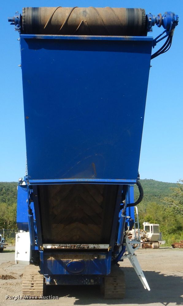 image for item DI0428 2018 Peterson 5710D horizontal grinder