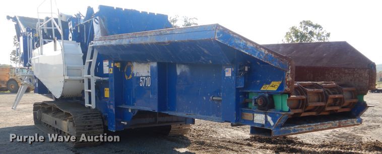 image for item DI0428 2018 Peterson 5710D horizontal grinder