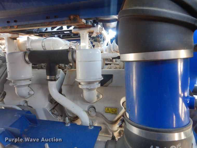 image for item DI0428 2018 Peterson 5710D horizontal grinder