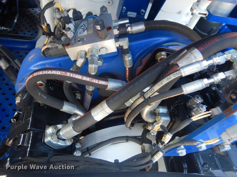 image for item DI0428 2018 Peterson 5710D horizontal grinder