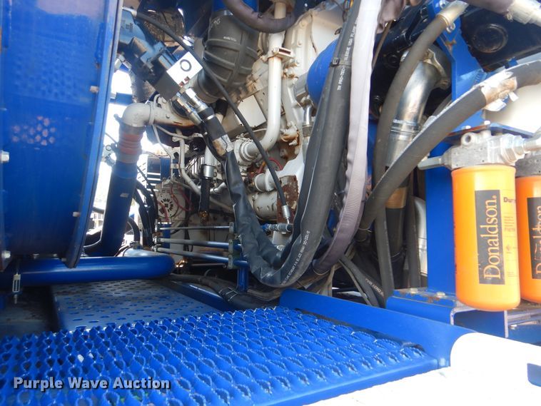 image for item DI0428 2018 Peterson 5710D horizontal grinder