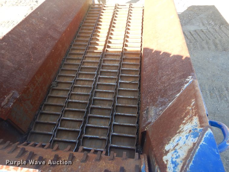 image for item DI0428 2018 Peterson 5710D horizontal grinder