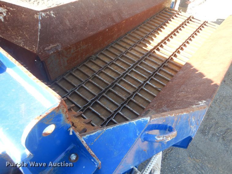 image for item DI0428 2018 Peterson 5710D horizontal grinder