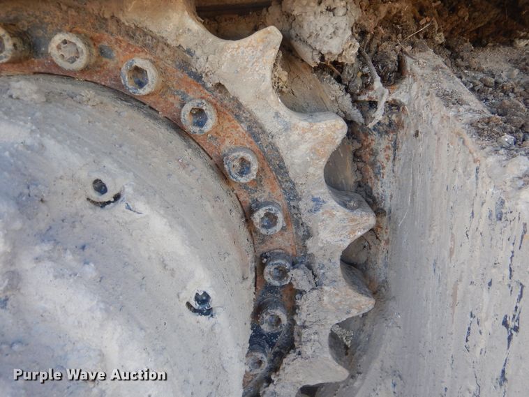 image for item DI0428 2018 Peterson 5710D horizontal grinder