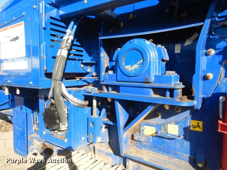 image for item DI0428 2018 Peterson 5710D horizontal grinder