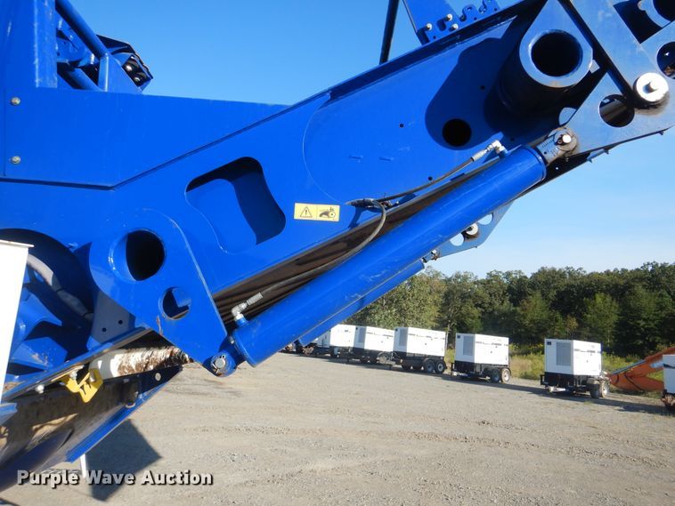 image for item DI0428 2018 Peterson 5710D horizontal grinder