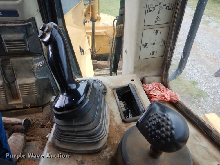 image for item DI0436 2007 John Deere 950J  dozer