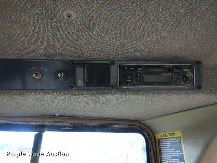 image for item DI0436 2007 John Deere 950J  dozer