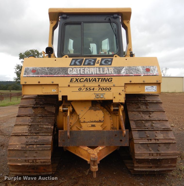 image for item DI0437 2001 Caterpillar D6R XW  dozer
