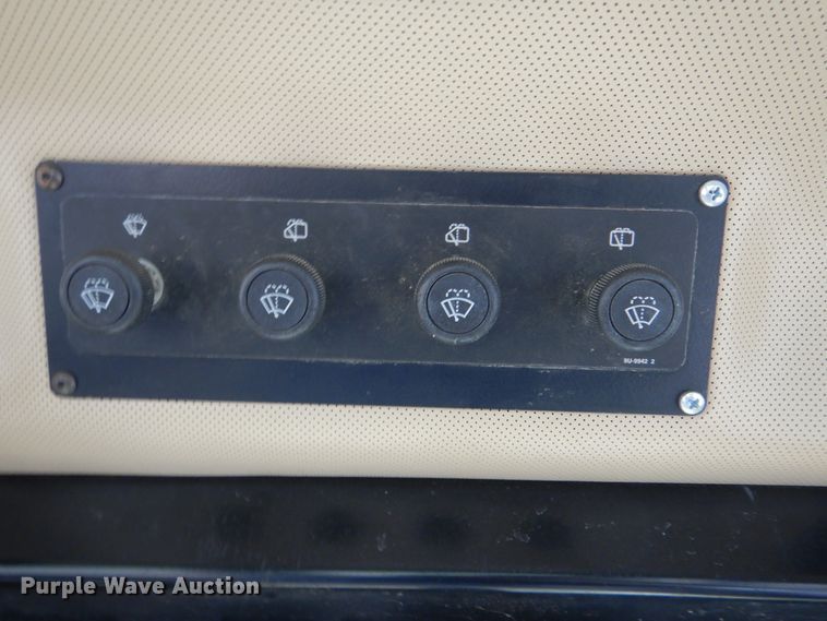 image for item DI0437 2001 Caterpillar D6R XW  dozer