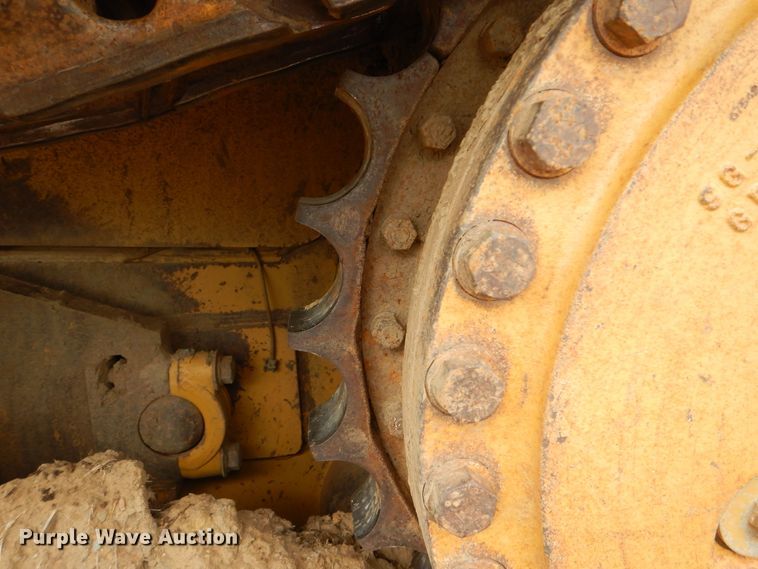 image for item DI0437 2001 Caterpillar D6R XW  dozer