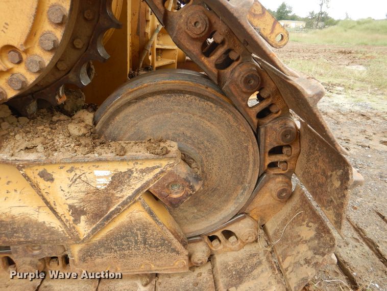image for item DI0437 2001 Caterpillar D6R XW  dozer
