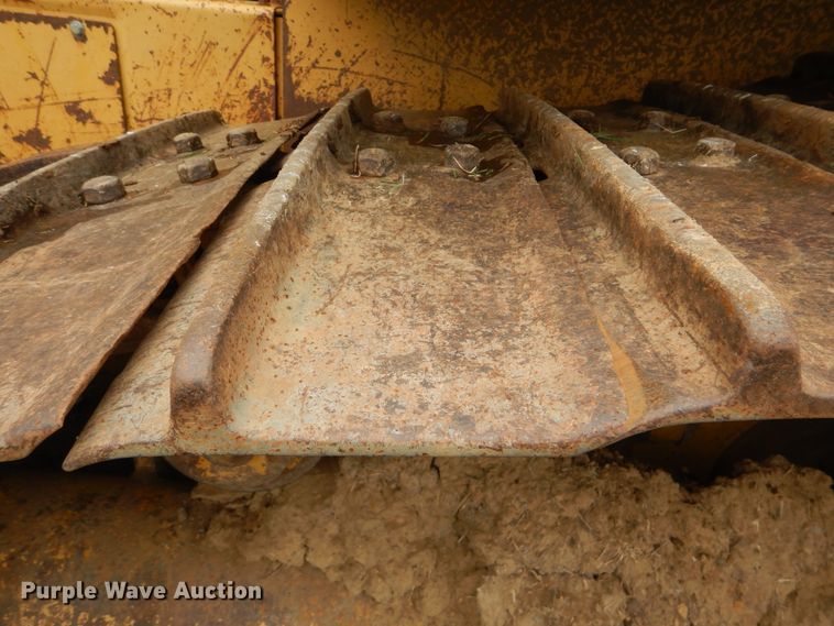 image for item DI0437 2001 Caterpillar D6R XW  dozer