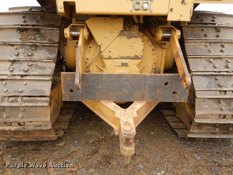 image for item DI0437 2001 Caterpillar D6R XW  dozer