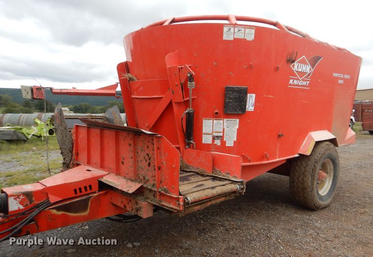 Kuhn Knight Vertical Maxx 5156 feed mixer in Red Oak, OK Item DI0438