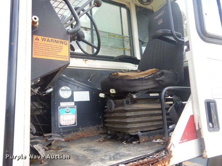 image for item DI0440 2000 Terex RT230  crane