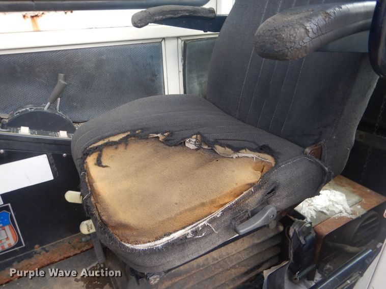 image for item DI0440 2000 Terex RT230  crane