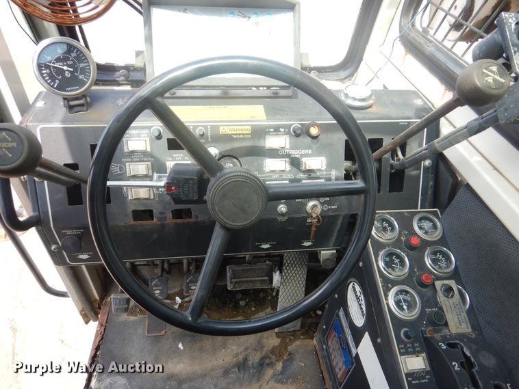 image for item DI0440 2000 Terex RT230  crane